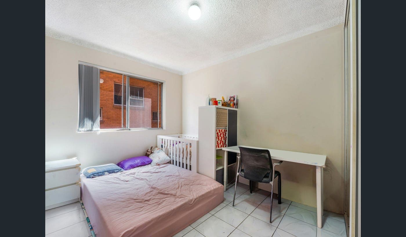 Rare First floor! - Image 5