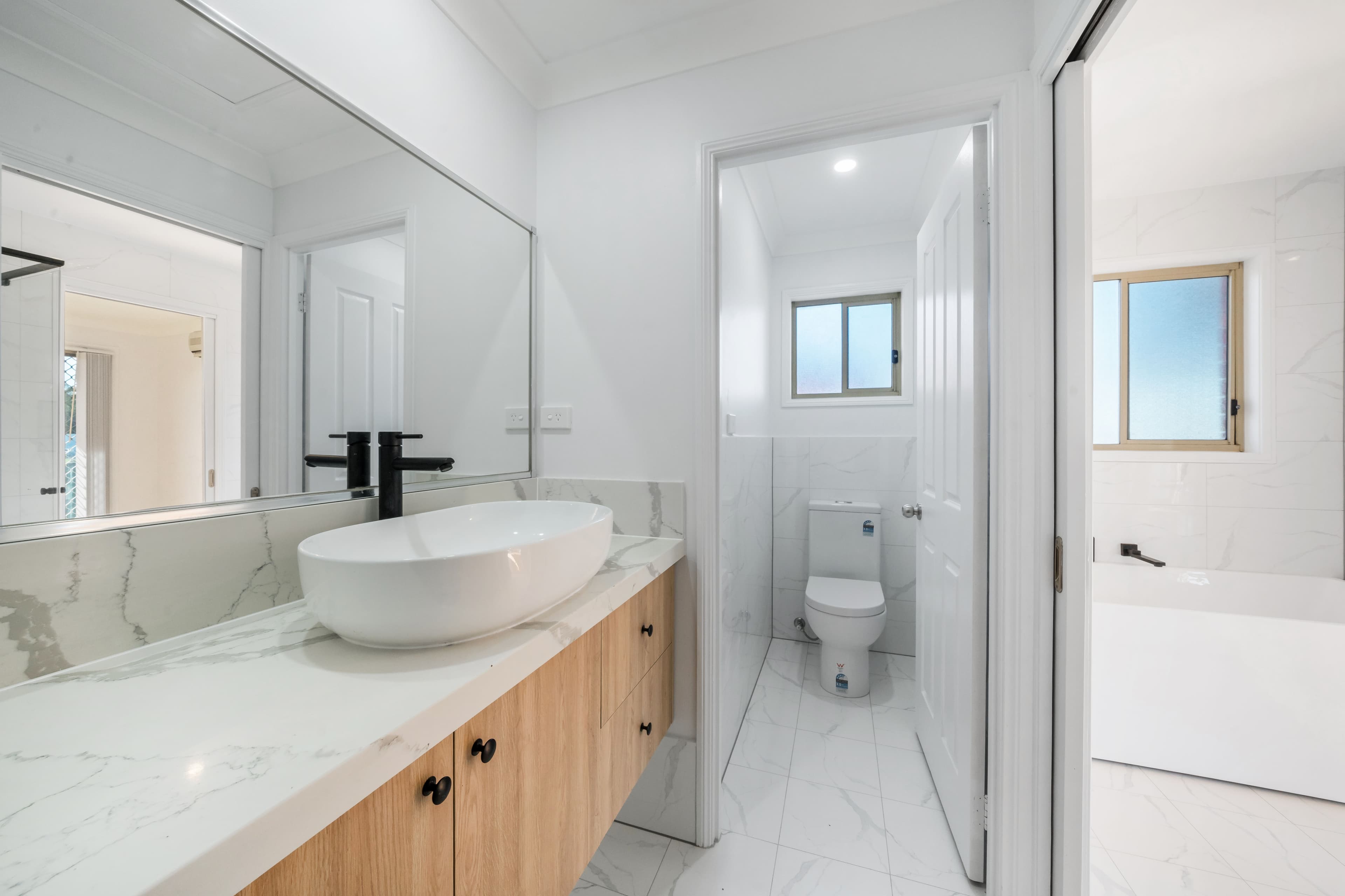 Comfortable Family Home - Image 13